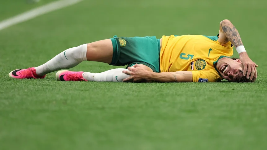 Jordy Bos injured on the ground