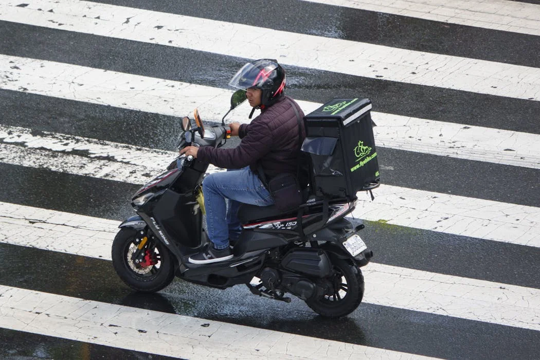 Seattle's Delivery Driver Pay Guarantee: What Went Wrong and What Tech Companies Can Learn