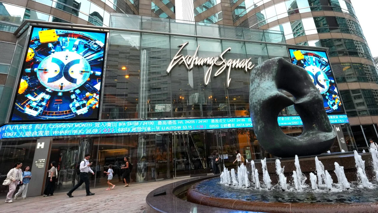 Zhipu AI market cap tops HK$1 trillion as shares of GLM-5.2 developer soar