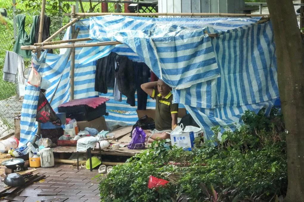 A man rests in a makeshift shelter in Mong Kok on June 18. Photo: Dickson Lee