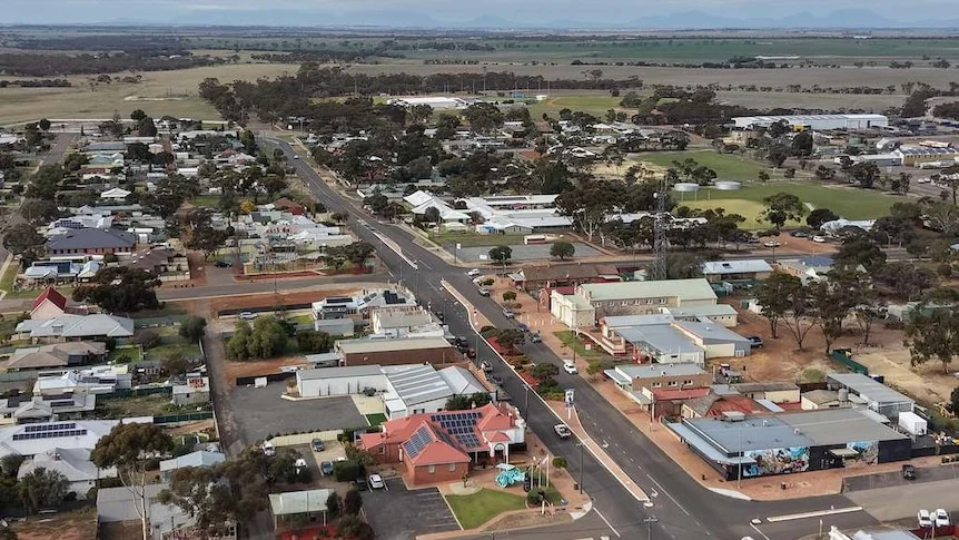 Drone shot looking over Gnowangerup and into the outlaying farmland. 