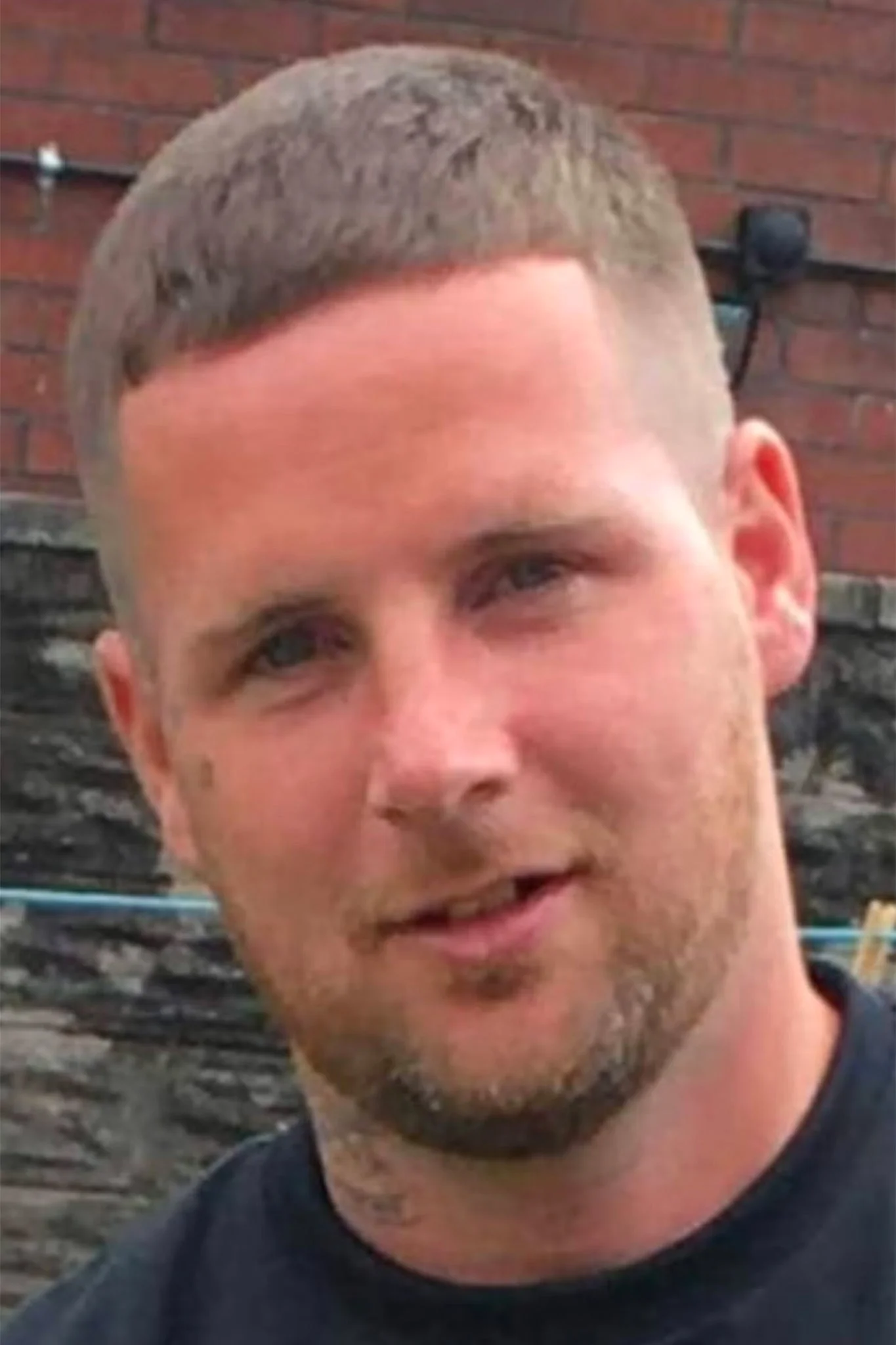 Shaun Lloyd stole a mobile phone in 2005